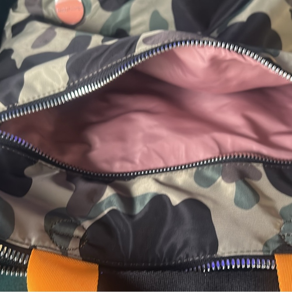 Shorty love Camo cross body / purse Bag with Orange Handles - Picture 6 of 10